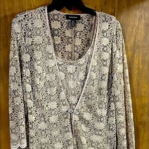 Lovely lace and silk lined dress perfect for a formal event.